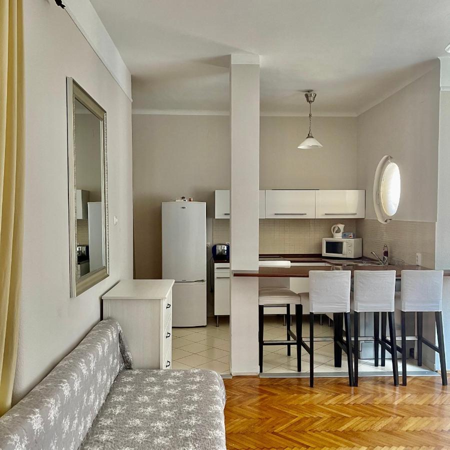 Elizabeth Bridge With Gellert-Hill View Apartamento Budapeste Exterior foto